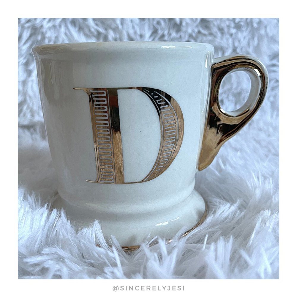 Anthropologie ▪ Gilded Stonewear Monogram Initial Metallic Gold Foil "D" Mug